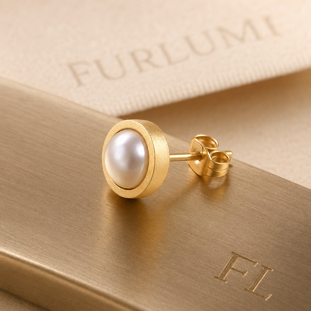 The Half Pearl close detail.